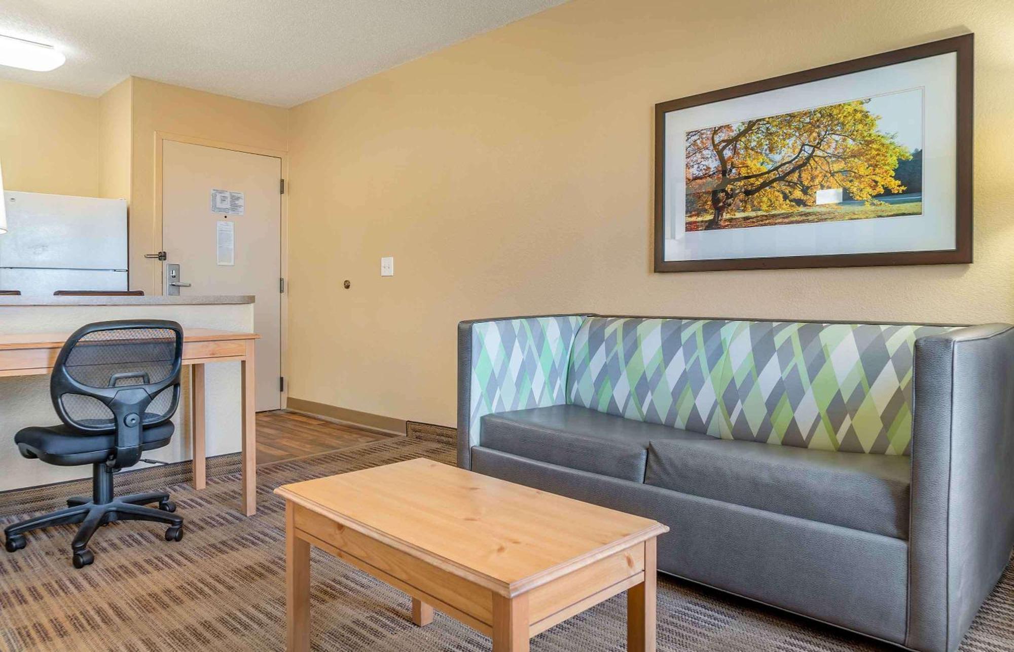 Auburn Hills Extended Stay Inn Exterior photo
